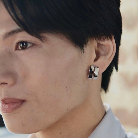 PRE-ORDER : Tokyo Revengers Smiley & Angry Earrings