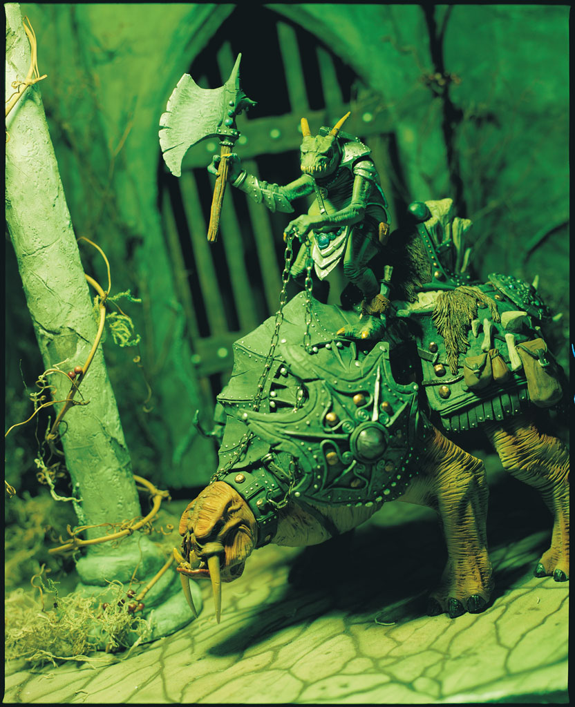 Spawn Series 14 - Dark Ages 2 - Iguantus and Tuskadon