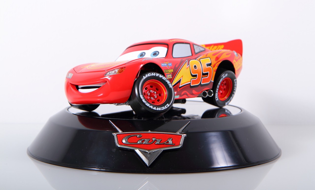 CHOGOKIN - Cars - Lightning McQueen by Bandai