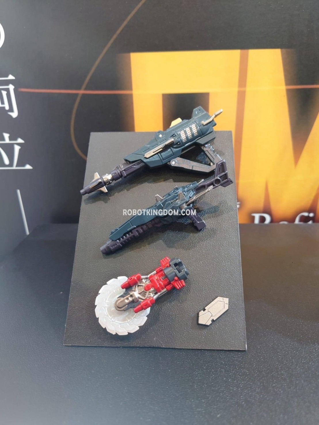 Pre-order : Transformers T-Spark Adamas Machina AMT-01 Rodimus by Takara Tomy