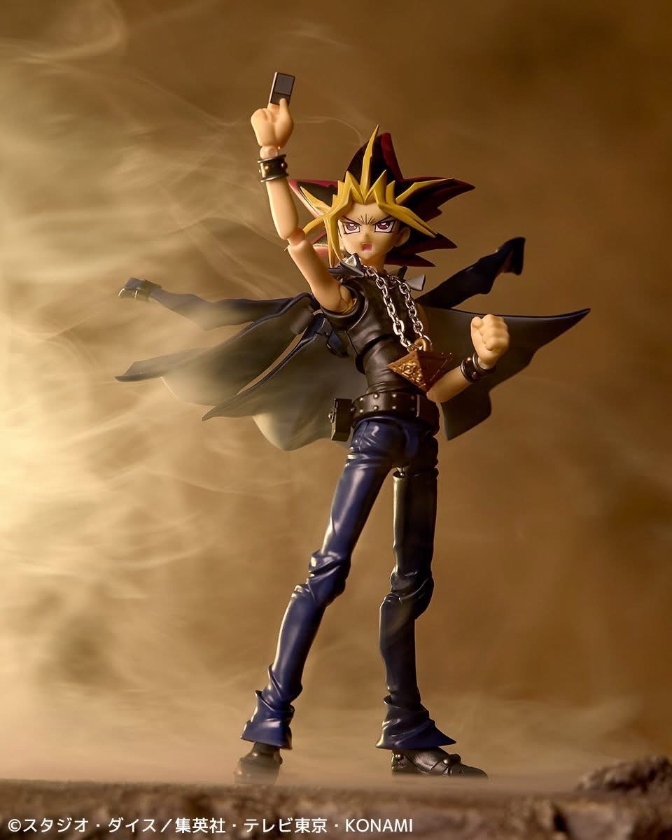 Pre-order : Revoltech Yami Yugi (Yu-Gi-Oh! Duel Monsters) Action Figure [with Bonus] by Kaiyodo