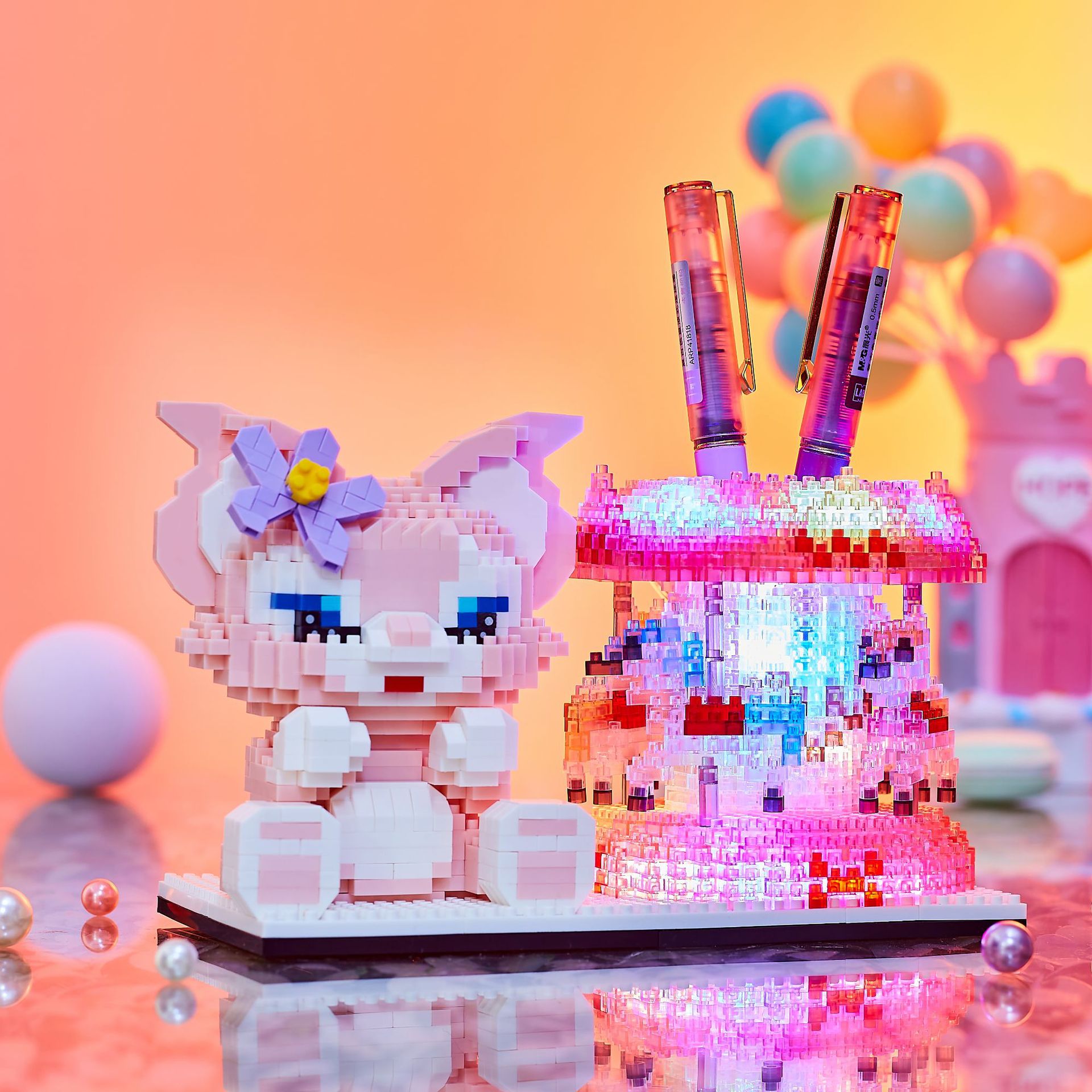 Yapin 6908 Disney - Pen holder Linabel 1688pcs (มีไฟ)