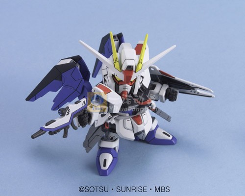 SD BB257 Freedom Gundam by Bandai