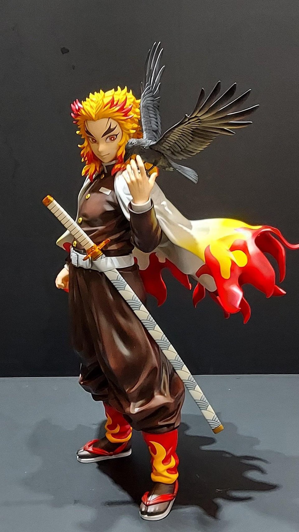 Pre-order : Demon Slayer: Kimetsu no Yaiba Kyojuro Rengoku 1/4 scale figure By ANIPLEX