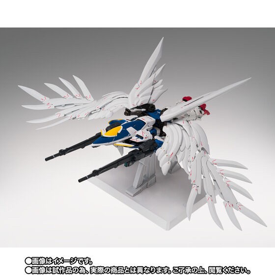 PRE-ORDER : GUNDAM FIX FIGURATION METAL COMPOSITE Wing Gundam Zero (EW version) Noble Color Ver.