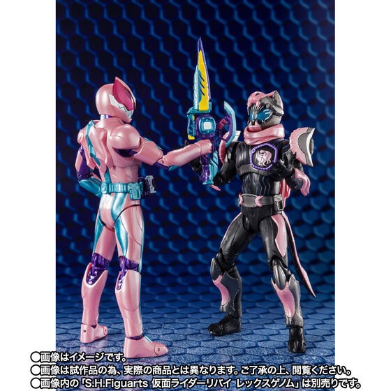 PRE-ORDER : S.H.Figuarts Kamen Rider JEANNE COBRA GENOME & LOVEKOV KUJAKU GENOME