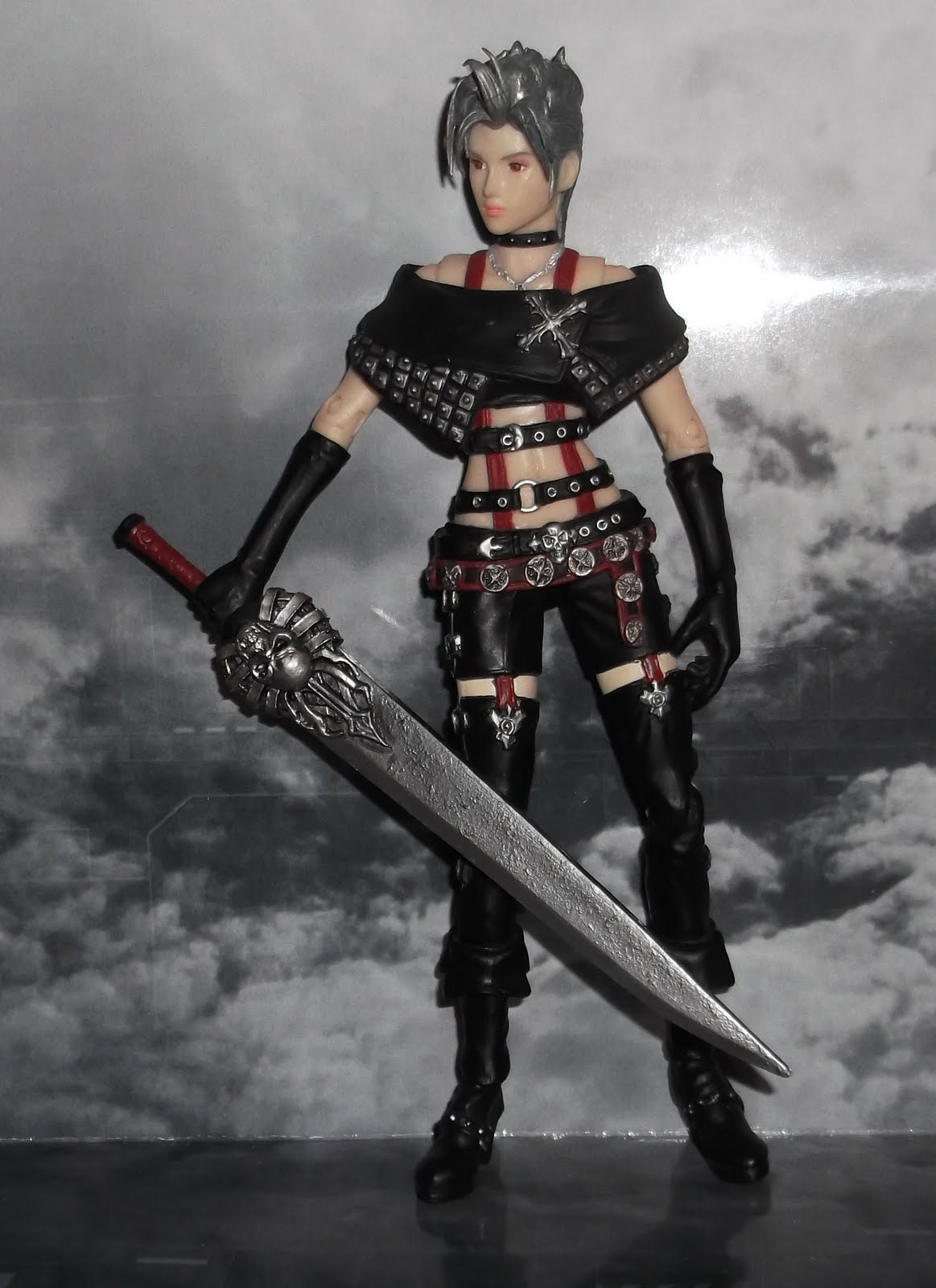 Final Fantasy X-2 Play Arts Yuna / Rikku / Paine by Square Enix (Set of 3)