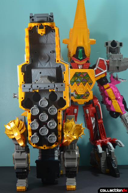 Zyuden Sentai Kyoryuger DX Gigant Buragi-oh by Bandai
