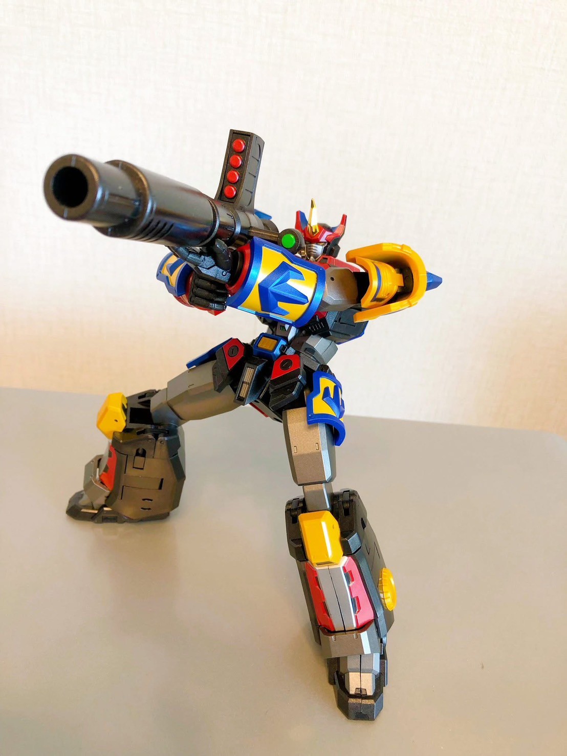 *First Limited Edition* Sengoku Majin GoShogun Action Figure by WAVE