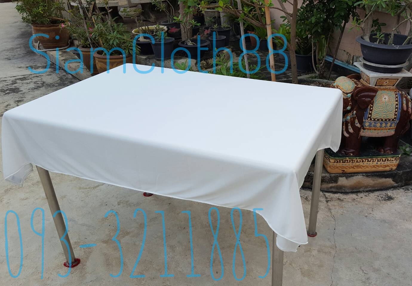 ผ้าคลุมโต๊ะสำเร็จรูป