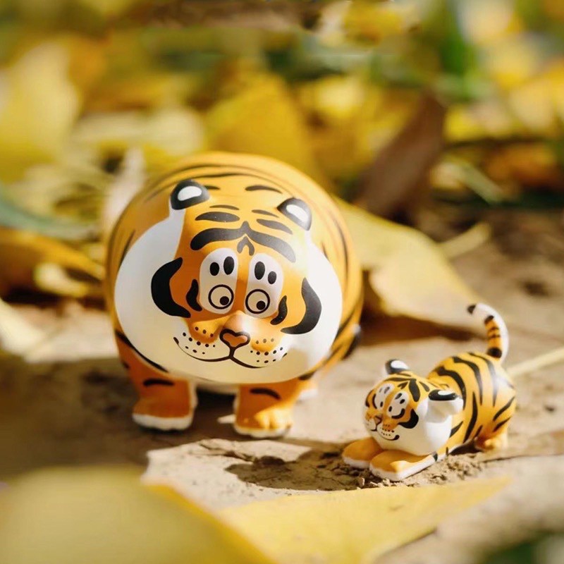 Fat Tiger Panghu & Baby Series 2 Don’t Go Home Play Outside by 52Toys (Set of 6+1secret)