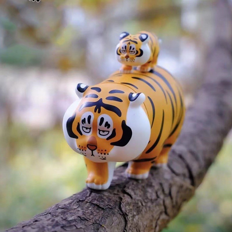 Fat Tiger Panghu & Baby Series 2 Don’t Go Home Play Outside by 52Toys (Set of 6+1secret)