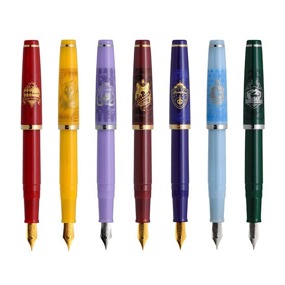PRE-ORDER : Disney Twisted Wonderland Fountain Pen (7 types in total)