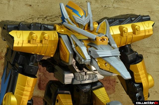 Zyuden Sentai Kyoryuger DX Pteraiden-oh by Bandai