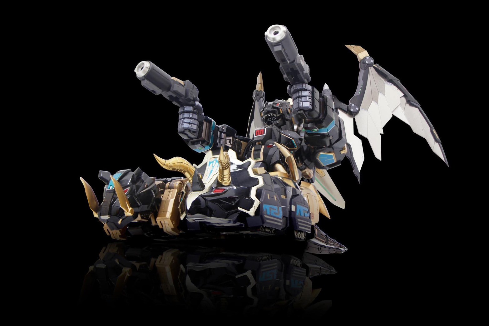 *Limited 1,000 pcs Worldwide* [Go! Kara Kuri Combine] Dino Megazord (Black Limited Edition) by Flame Toys
