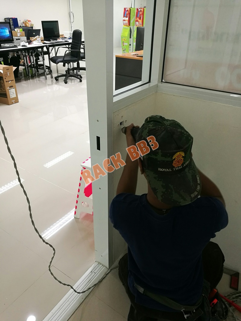งานติดตั้งเครื่องแสกนลายนิ้วมือ 2 จุด บริษัทผลิตตู้เติมเงิน