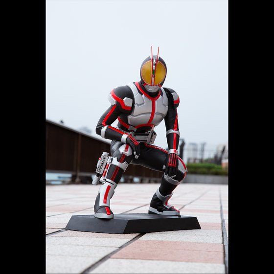PRE-ORDER : Ultimate Article Kamen Rider Faiz [Resale]