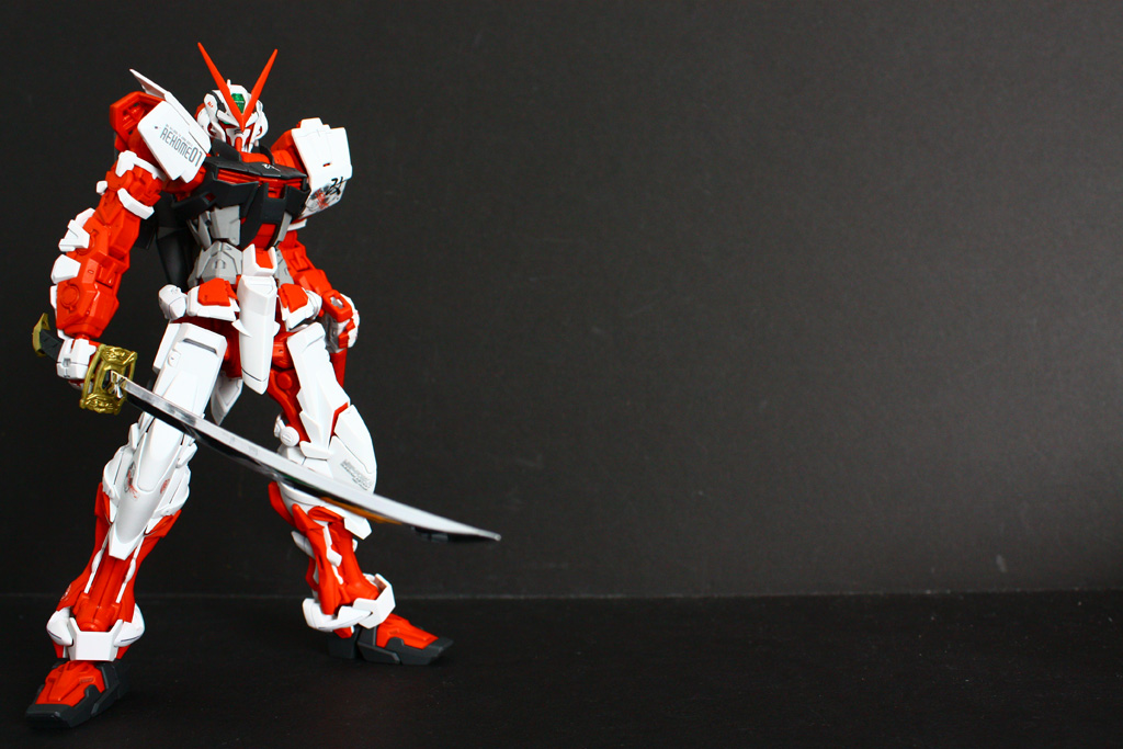 MG 1/100 Gundam Astray Red Frame Kai Ver. by Bandai