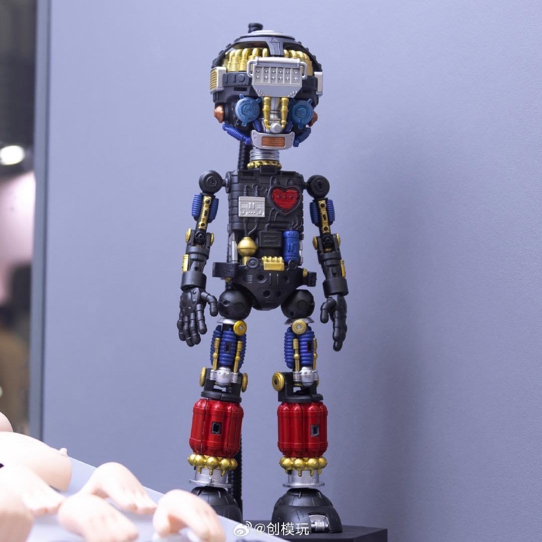 Pre-order : Astro Boy Plastic Model Kit 30 cm! by Tron Model-Kit