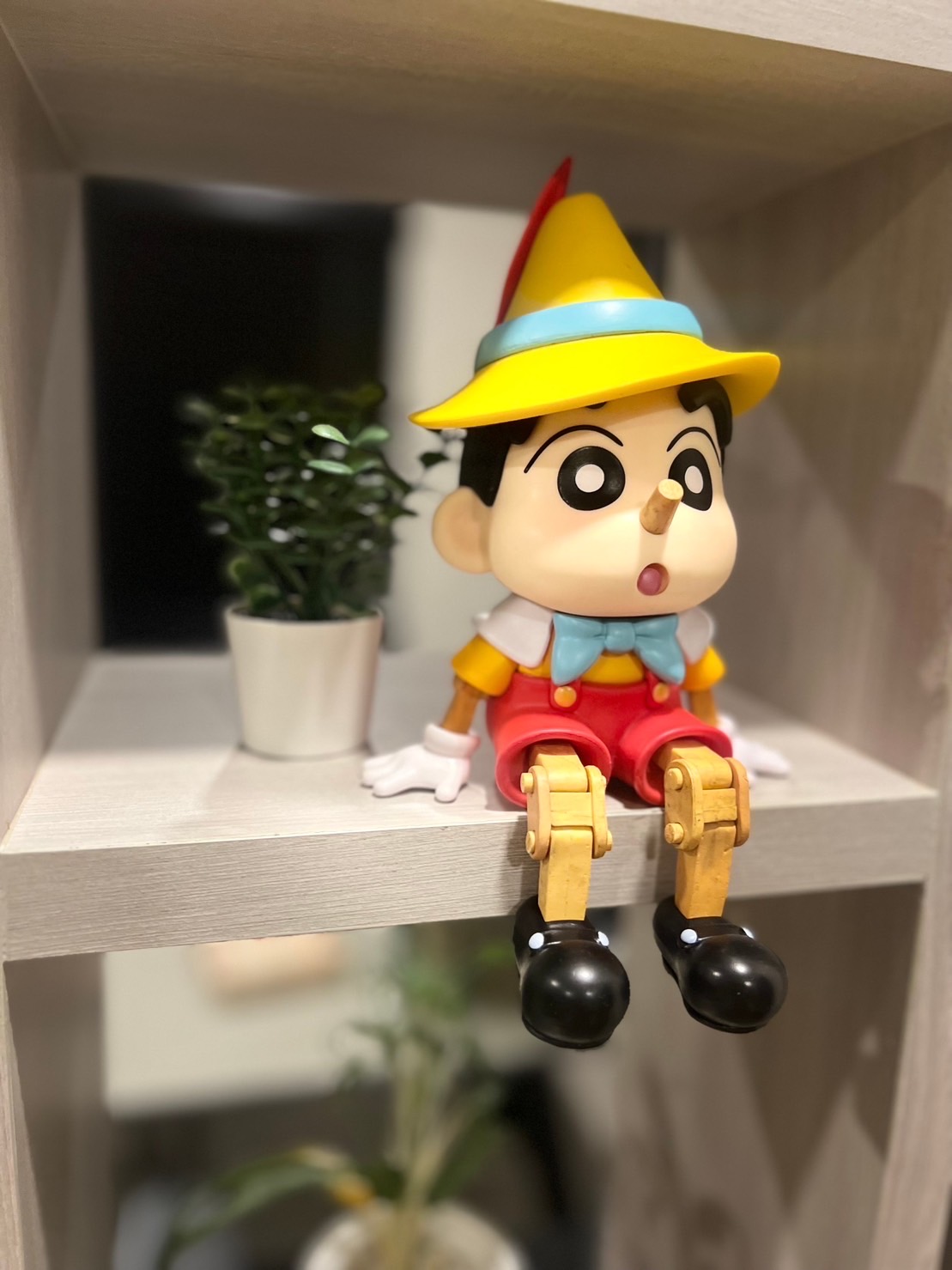 โมเดล Crayon Shinchan x Pinocchio