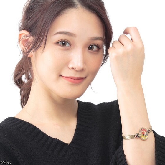 PRE-ORDER : Disney Twisted Wonderland Flower Accessory Bracelet