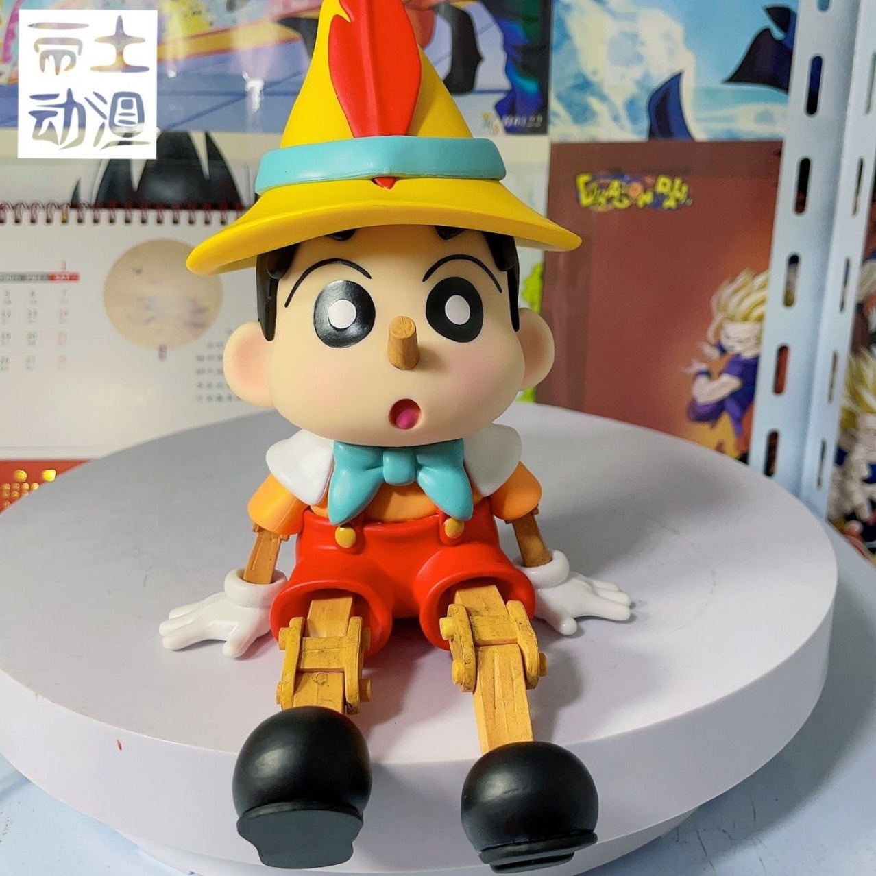 โมเดล Crayon Shinchan x Pinocchio