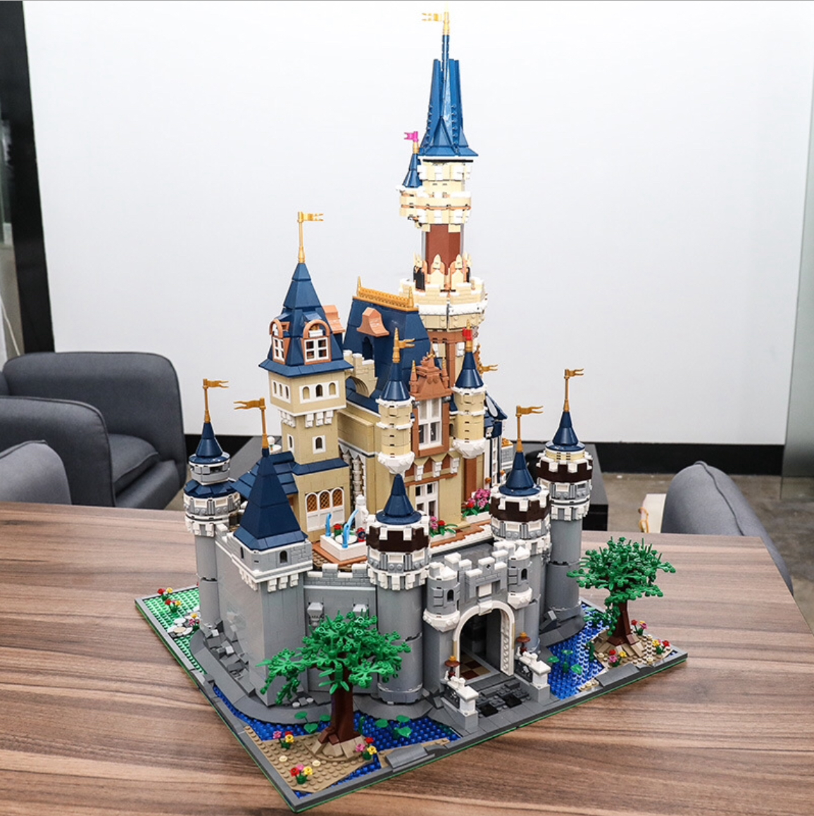Mould King 13132 Disney Paradise 8388pcs