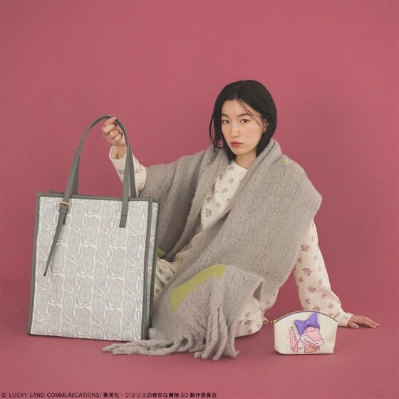 PRE-ORDER : ONOFFY FREE × JoJo's Bizarre Adventure: Stone Ocean Square Bag