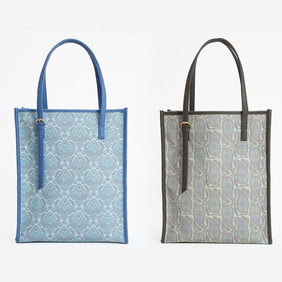 PRE-ORDER : ONOFFY FREE × JoJo's Bizarre Adventure: Stone Ocean Square Bag