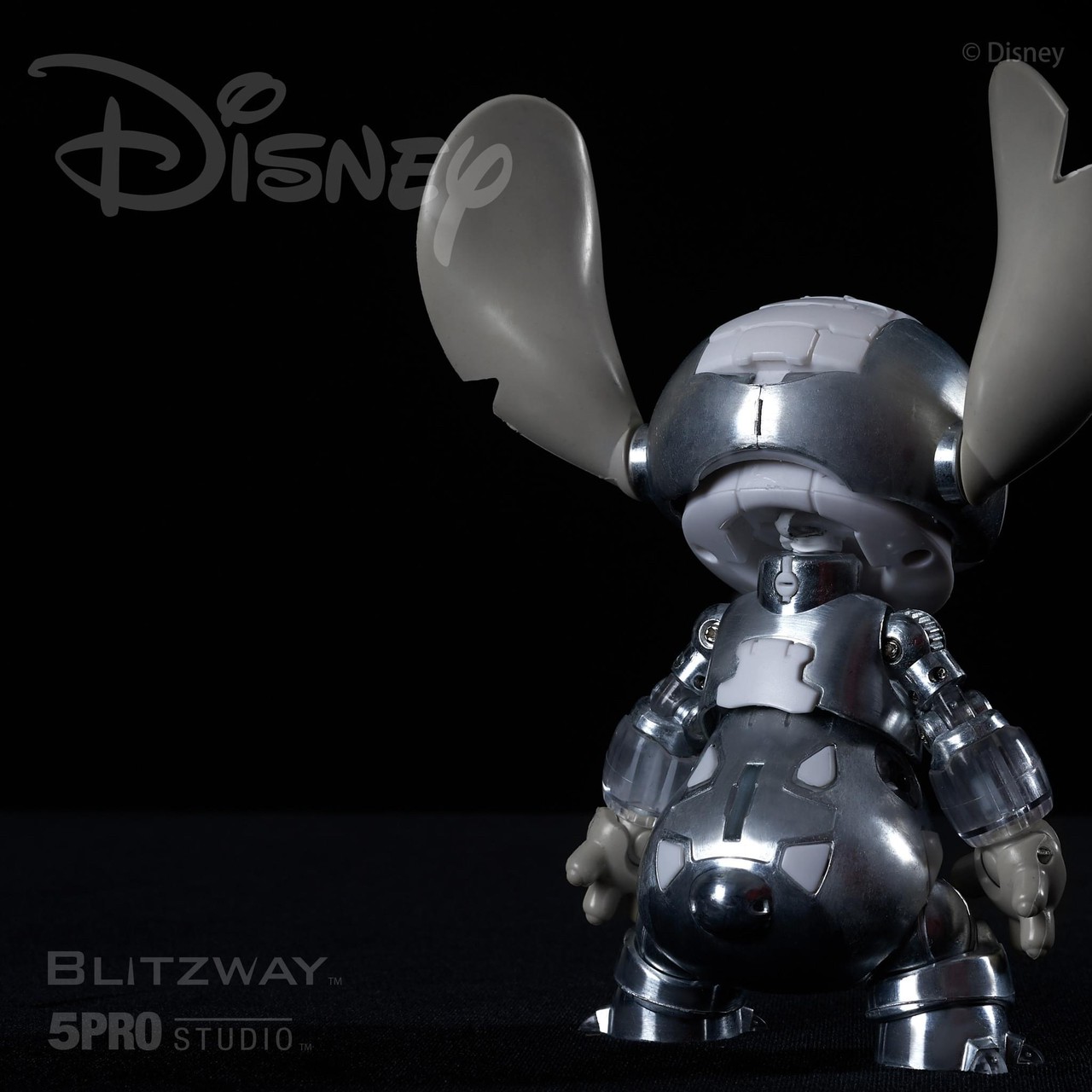 CARBOTIX Disney Characters Series Mickey Mouse / Donald Duck / Stitch by Blitzway x 5Pro Studio