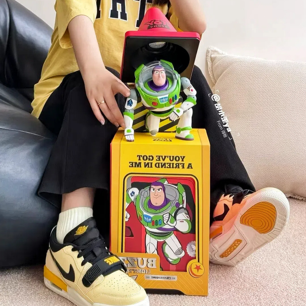 โมเดล โคมไฟ Toy Story - Buzz Lightyear Roadblock Light by MarTube