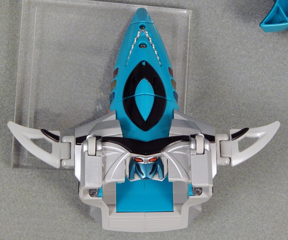 Juken Sentai Gekiranger - DX Geki Shark by Bandai