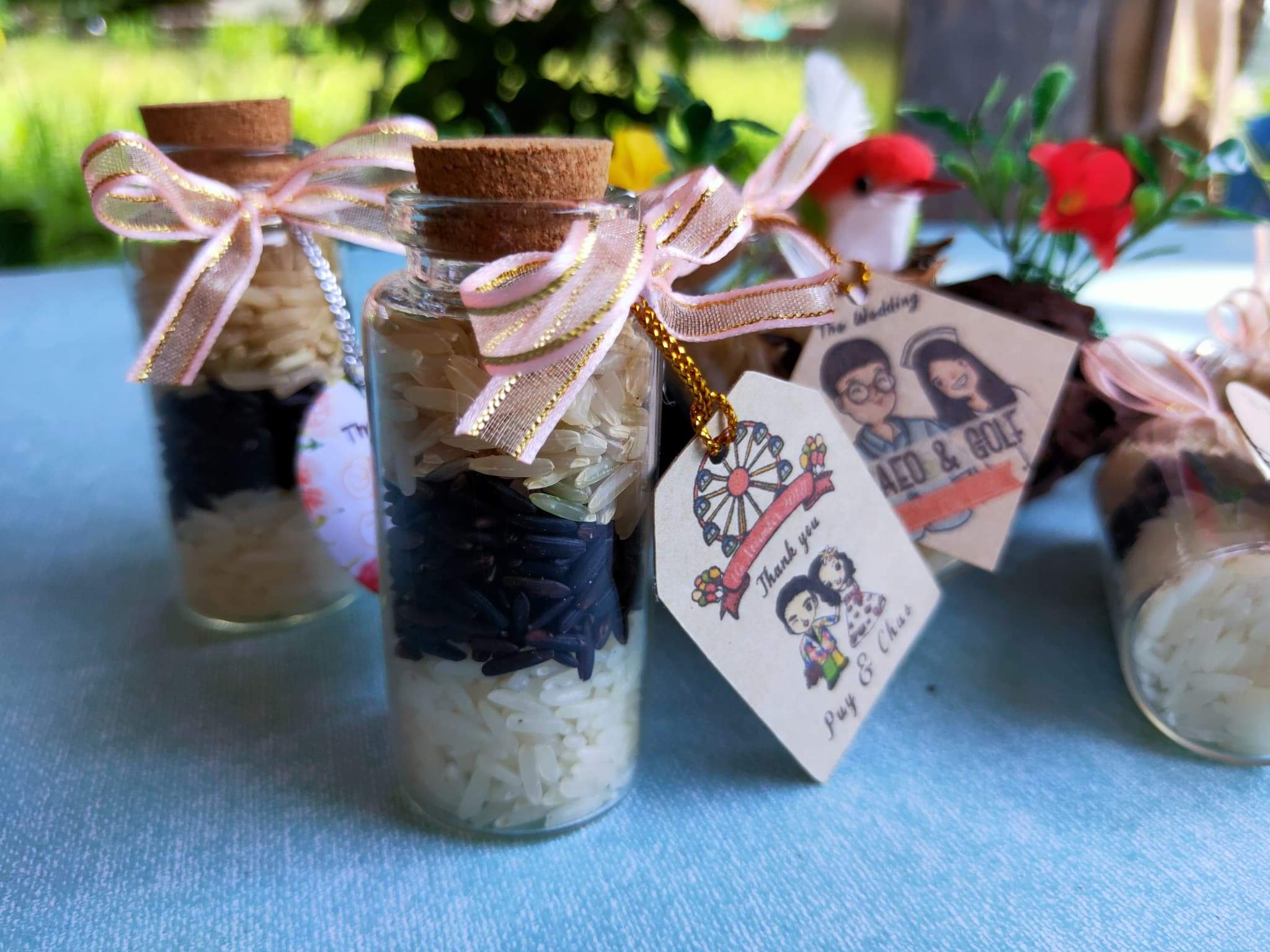 ข้าวสารสามสีในขวดแก้ว ของชำร่วย