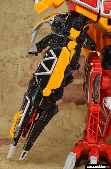 Zyuden Sentai Kyoryuger DX Judenryu 02 Parasagun by Bandai