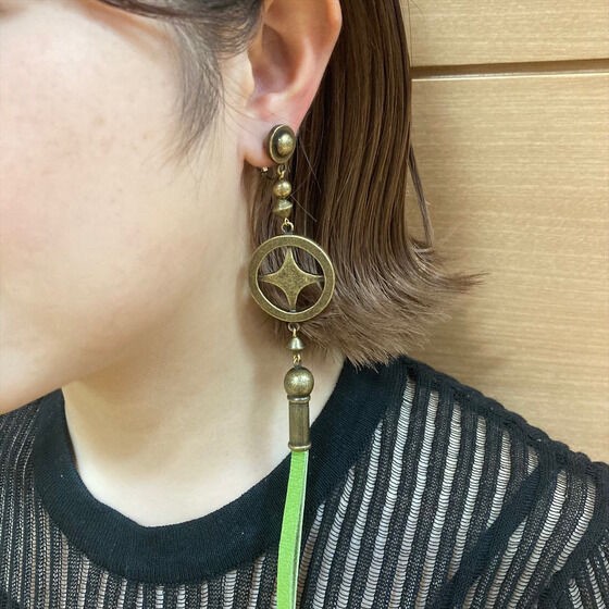 PRE-ORDER : Code Geass Genesic Re;CODE Kou Earrings