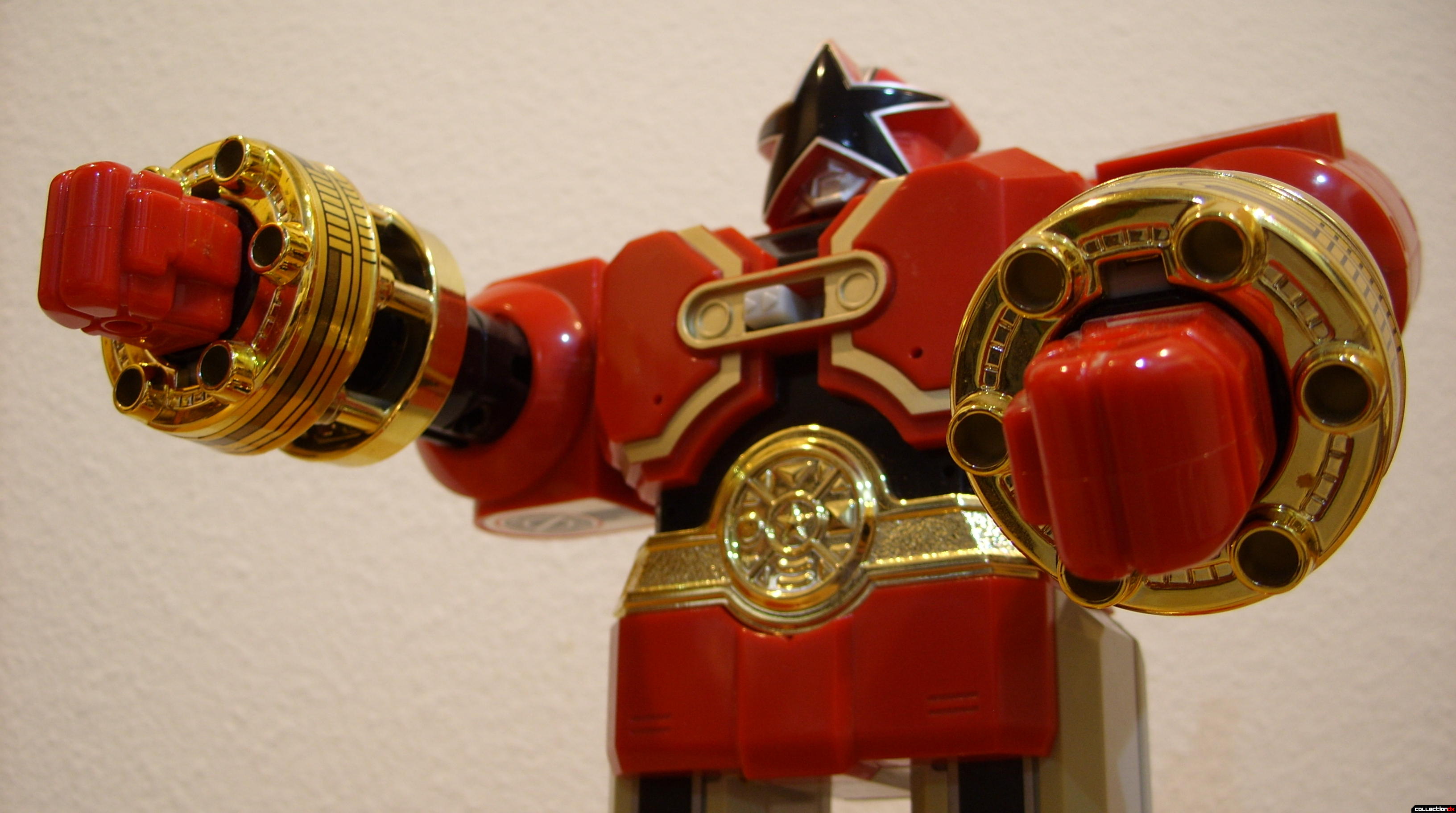Chouriki Sentai Ohranger - DX Red Puncher by Bandai