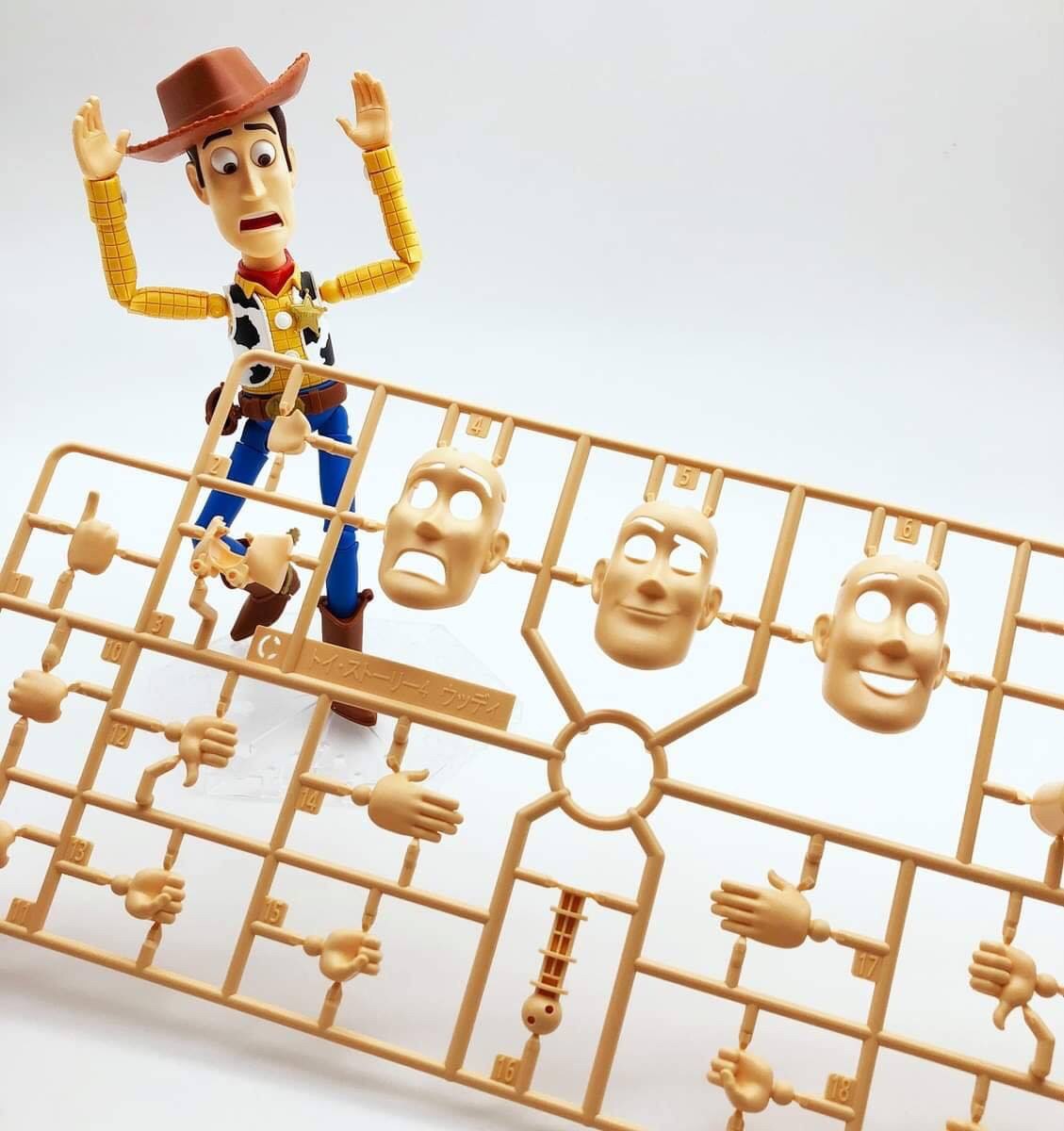 Toy Story 4 Woody by Bandai