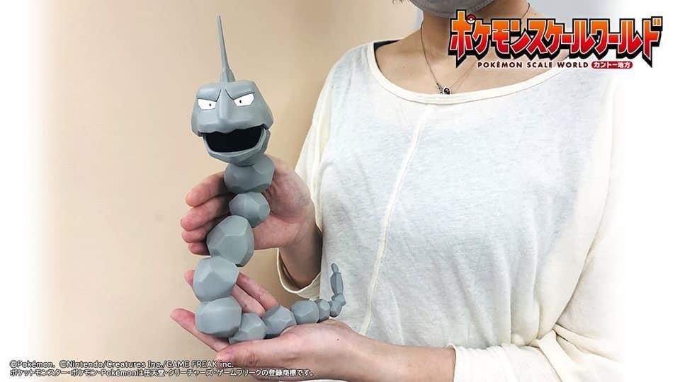 PRE-ORDER : Pokemon Scale World Kanto Region Takeshi & Iwark