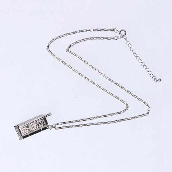 PRE-ORDER : Kamen Rider 555 Faiz Phone Image Necklace