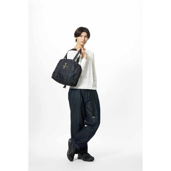 PRE-ORDER : Mobile Suit Gundam: Hathaway's Flash Travel Item Series Folding Boston Bag
