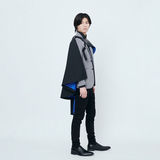 PRE-ORDER : Kamen Rider Gotchard Minato Sensei Mantle (with Alchemy Academy Badge)