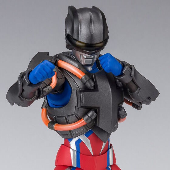 PRE-ORDER : S.H.Figuarts Tector Gear Zero