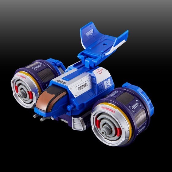 PRE-ORDER : Ultraid Chronicles Hyper Strike Chester