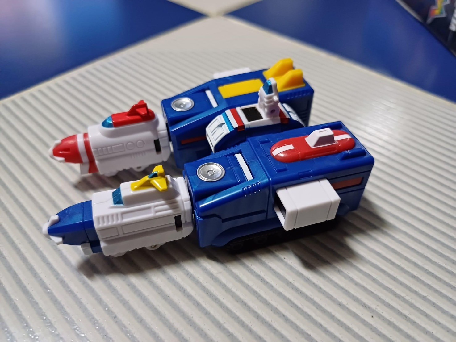 Mini Action Voltron Vehicle Force (Regular ver.) by Action Toys