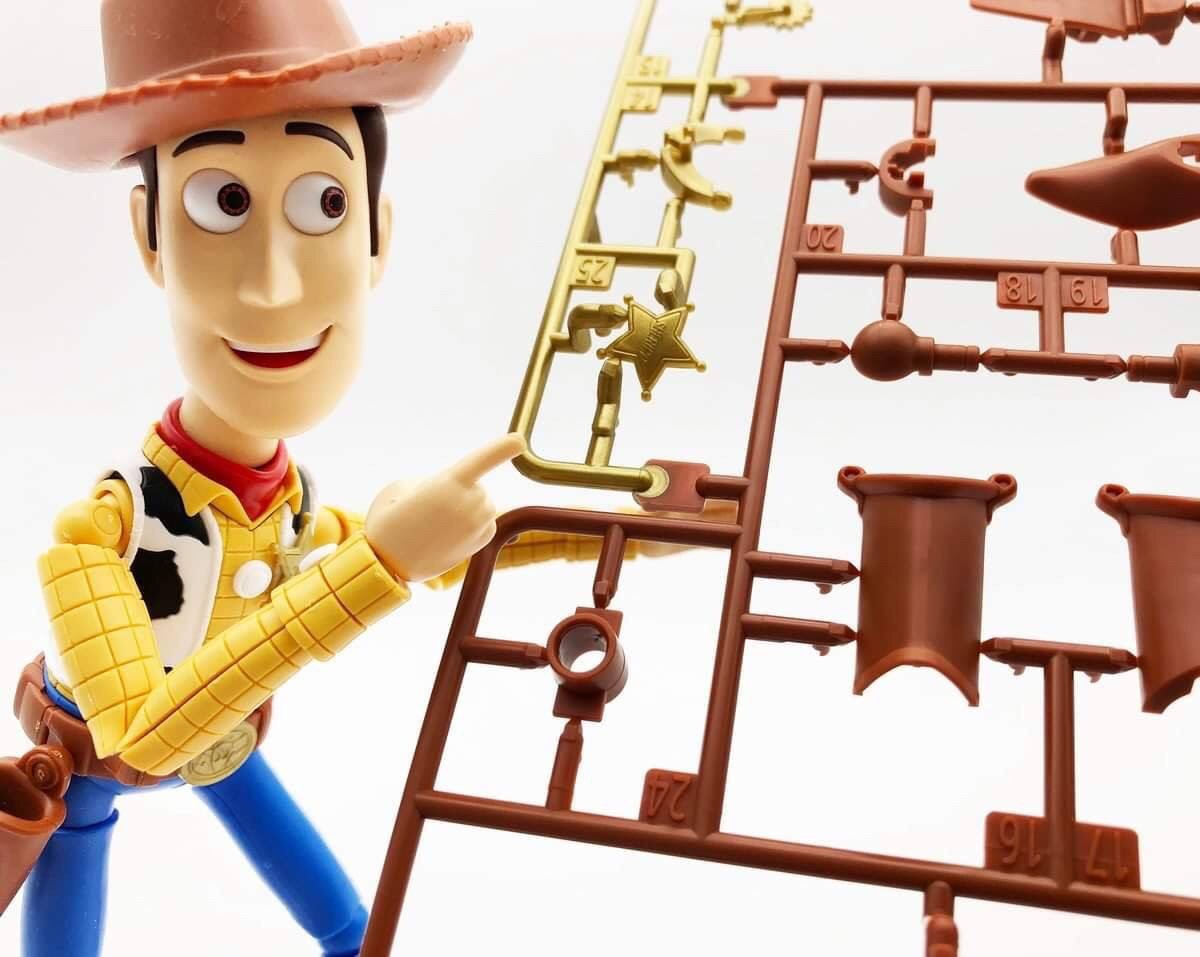 Toy Story 4 Woody by Bandai