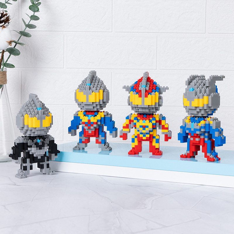 Pinta PT 01-08 Ultraman 629pcs