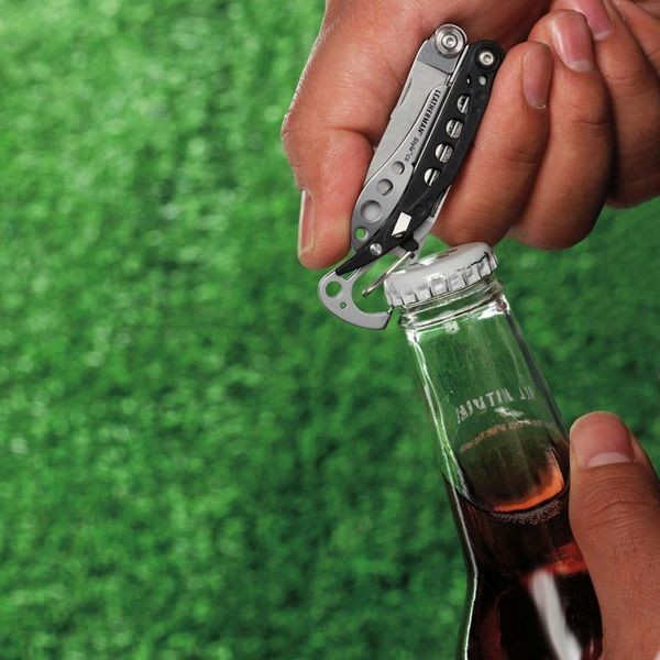 เครื่องมือ Leatherman Style CS