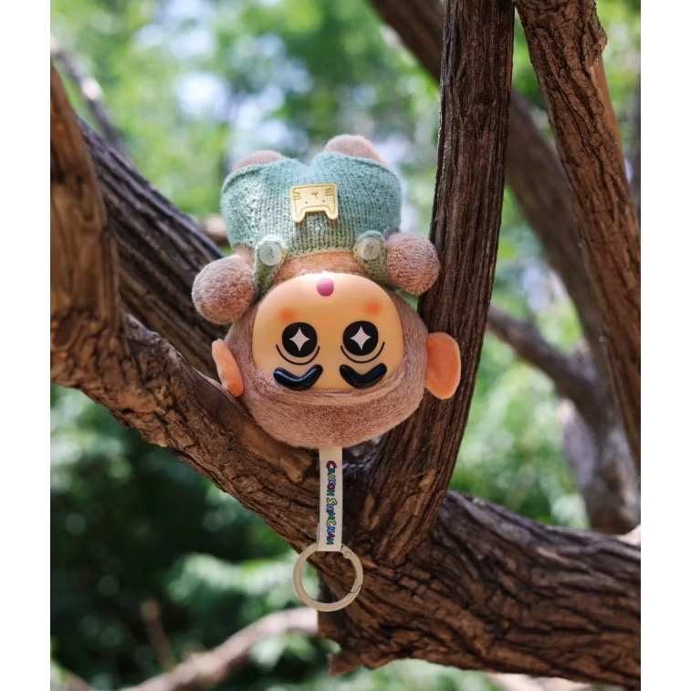 ตุ๊กตาพวงกุญแจ Crayon Shinchan Big Tail Series Plush Pendant Keychain by 52Toys