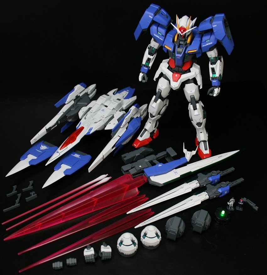 MG 1/100 GN-0000+GNR-010 OO Raiser by Bandai