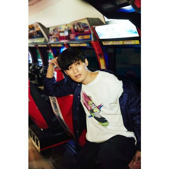 PRE-ORDER : atmos × HENSHIN by KAMEN RIDER TYPE SNEAKERS T-SHIRT atmos original ver.